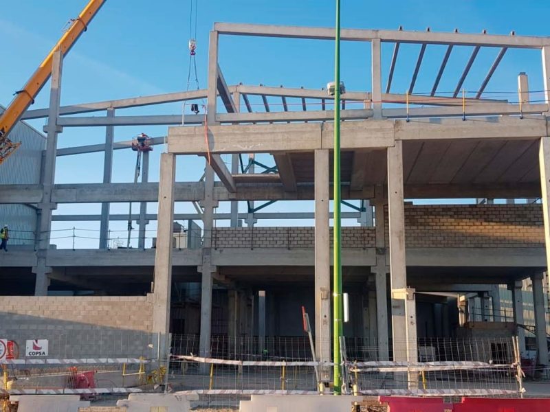 Estructura de hormigón para ampliación de nave